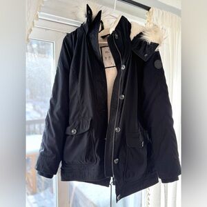 Hollister Black parka winter jacket with Faux Fur